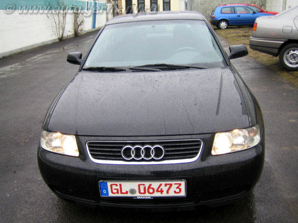 Audi A3 (100)